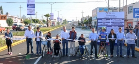 Señaló que esta vialidad totalmente renovada es smart, siendo la primera del país en su categoría, con luminarias de leds en toda la avenida y en la ciclovía