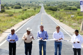 La reparación de esta vía forma parte de los compromisos regionales que adquirió durante el periodo de campaña