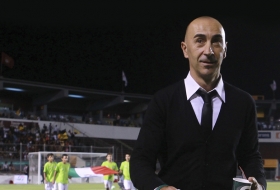 Santos inform&oacute; sobre la llegada de Pako Ayestar&aacute;n.