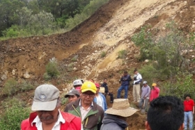 Protecci&oacute;n Civil Estatal y Municipal realizaron las maniobras para ubicar el cuerpo del minero   