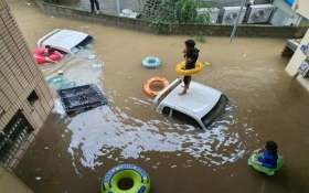 Inundaciones por las fuertes lluvias en un edificio