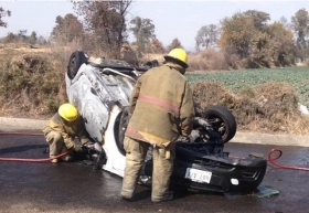 Así quedó el auto que robó tras volcarse e incendiarse   