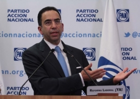 Javier Lozano exige que Blanca Alcal&aacute; explique conflicto de inter&eacute;s