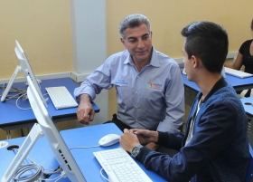 Tony Gali y Luis Banck entregaron escrituras a planteles del Colegio de Bachilleres del Estado de Puebla 