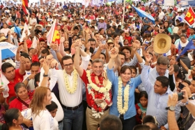 Tony Gali fortalecer&aacute; el comercio en Hueyapan