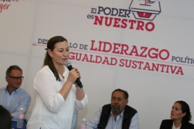 esús Giles remarcó la importancia de la participación política de la mujer en los comicios de 2018