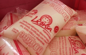 Retraso en entrega de leche Liconsa por falta de bolsas