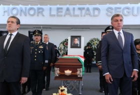 Rindieron homenaje al elemento caído en Clavijero 