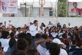 También ofreció un cambio seguro en servicios de salud